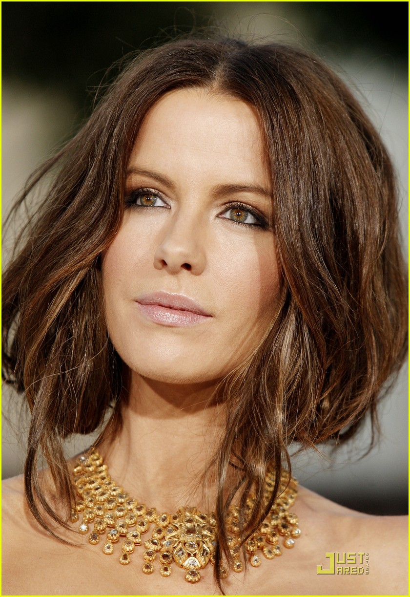 Kate Beckinsale Curly Hair Pic Wallpapers