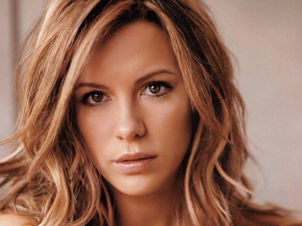 Kate Beckinsale New Hair Cut Pic Wallpapers