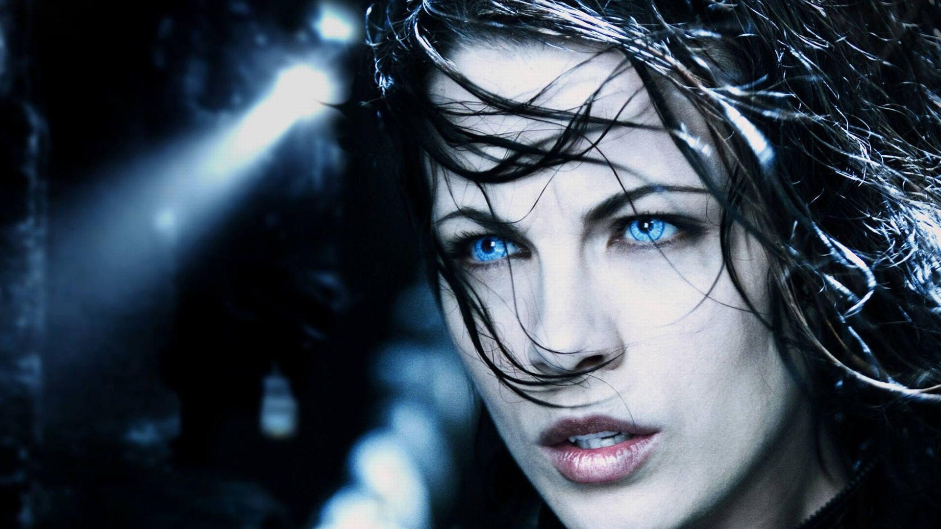 Kate Beckinsale Wallpapers