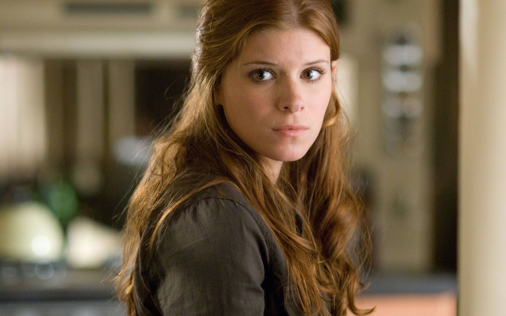 Kate Mara Smile Images Wallpapers