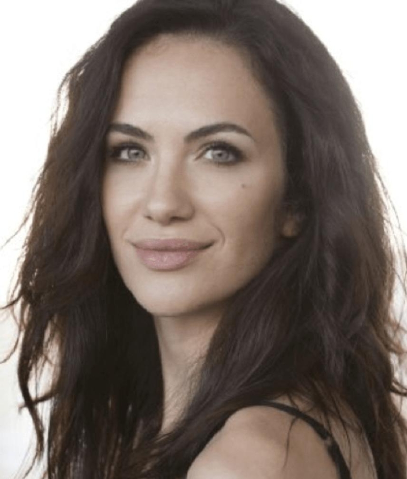 Kate Siegel Hd  Midnight Mass Wallpapers