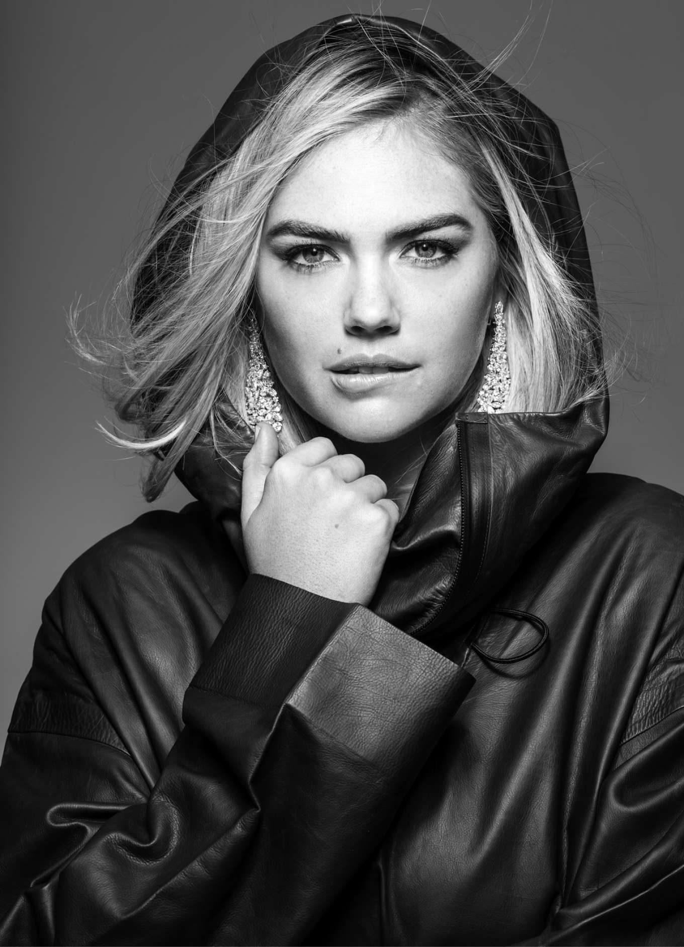 Kate Upton New Look Wallpapers