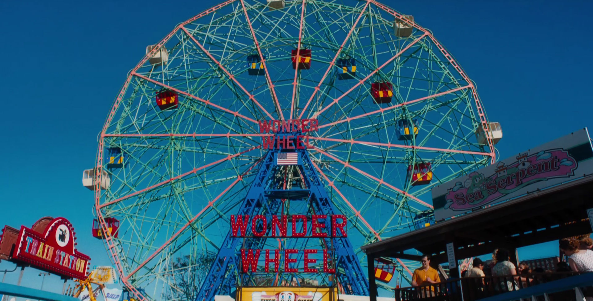 Kate Winslet From Wonder Wheel Wallpapers