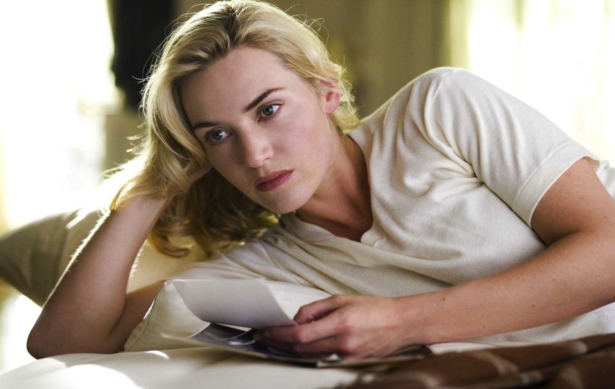 Kate Winslet Hot Pic Wallpapers