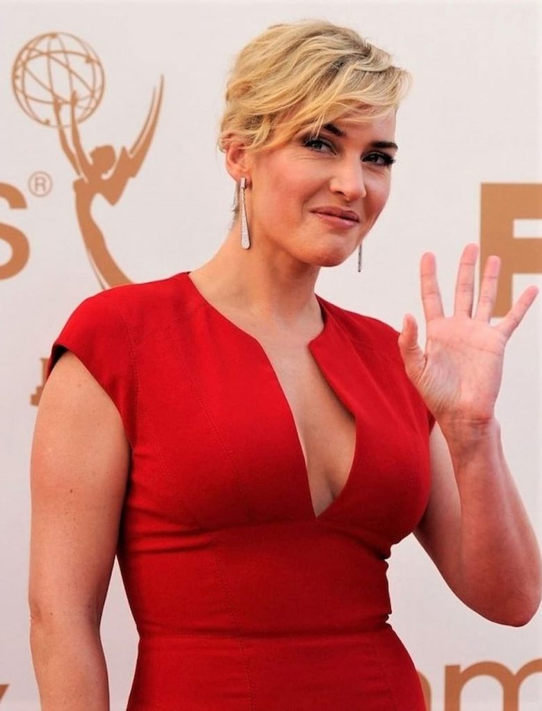 Kate Winslet Sexy Transparent Dresss Wallpapers