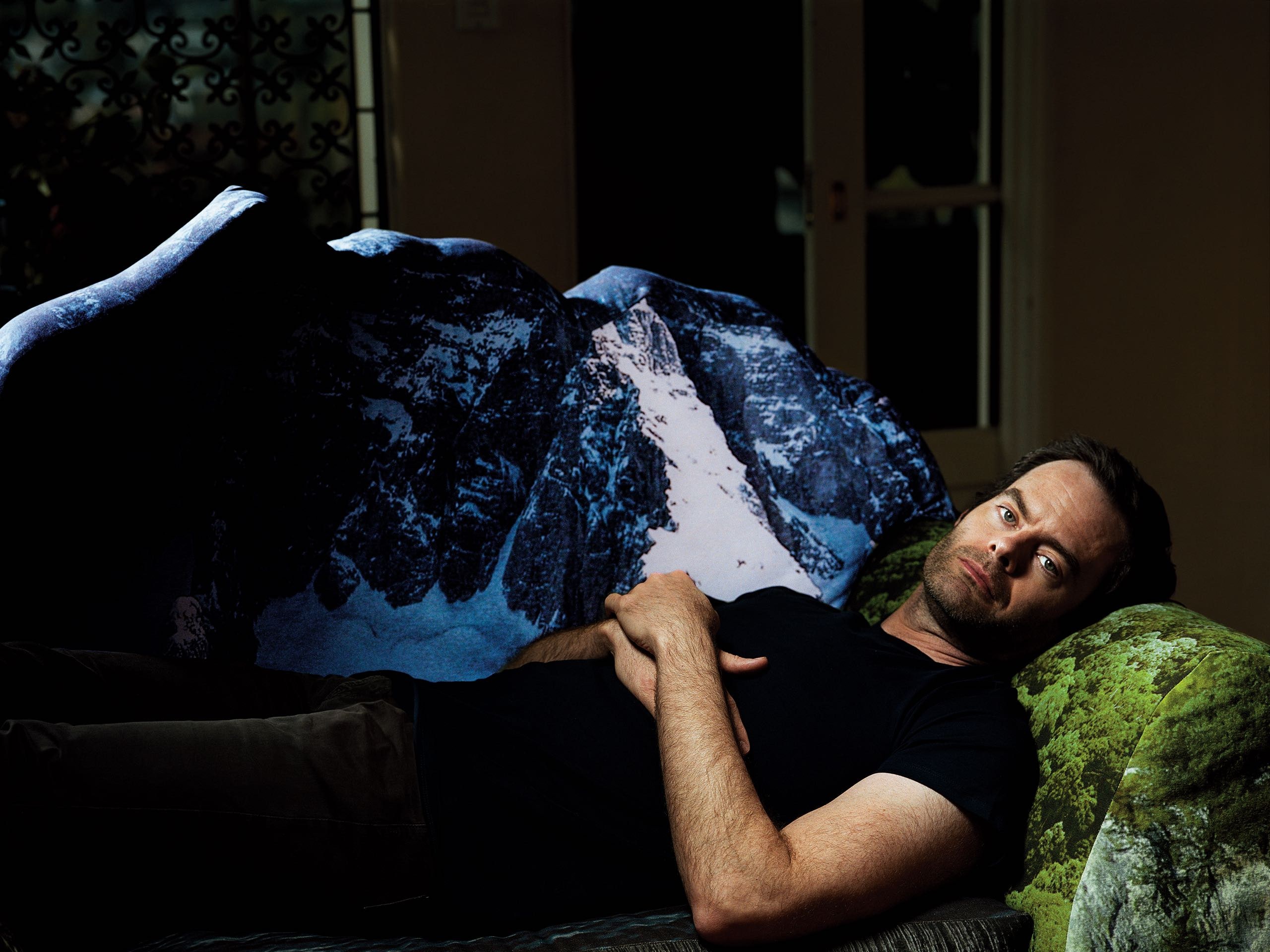 Kate Winslet Sleeping On Sofa Wallpapers