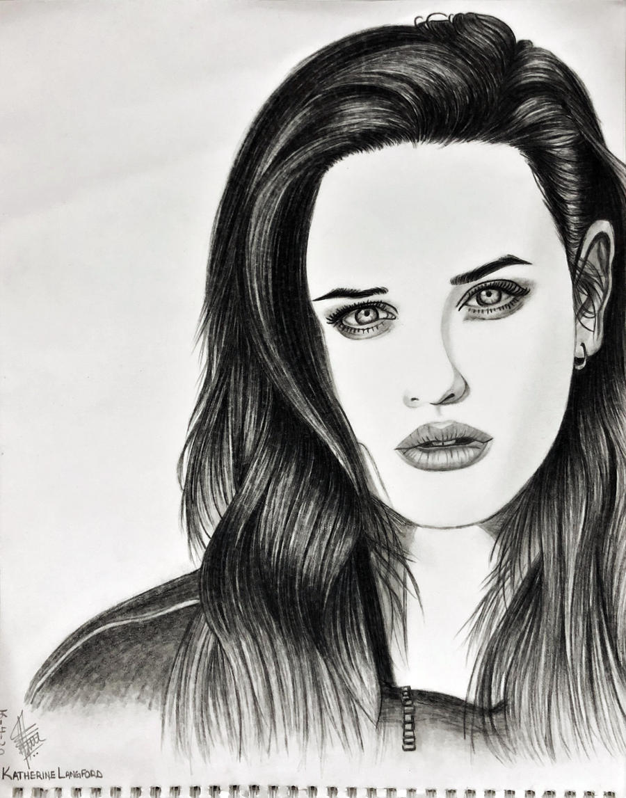 Katherine Langford Actress Monochrome Wallpapers