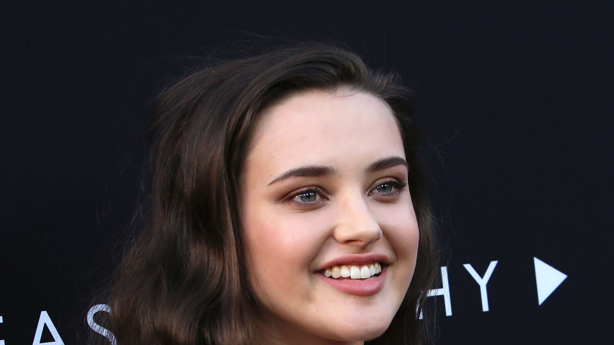 Katherine Langford White Dress Wallpapers