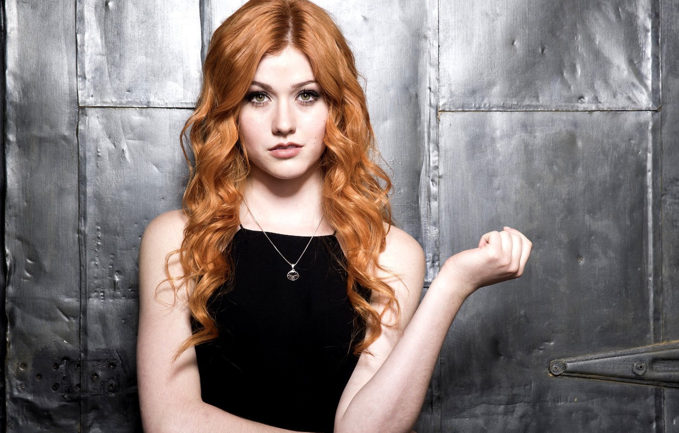 Katherine McNamara Wallpapers