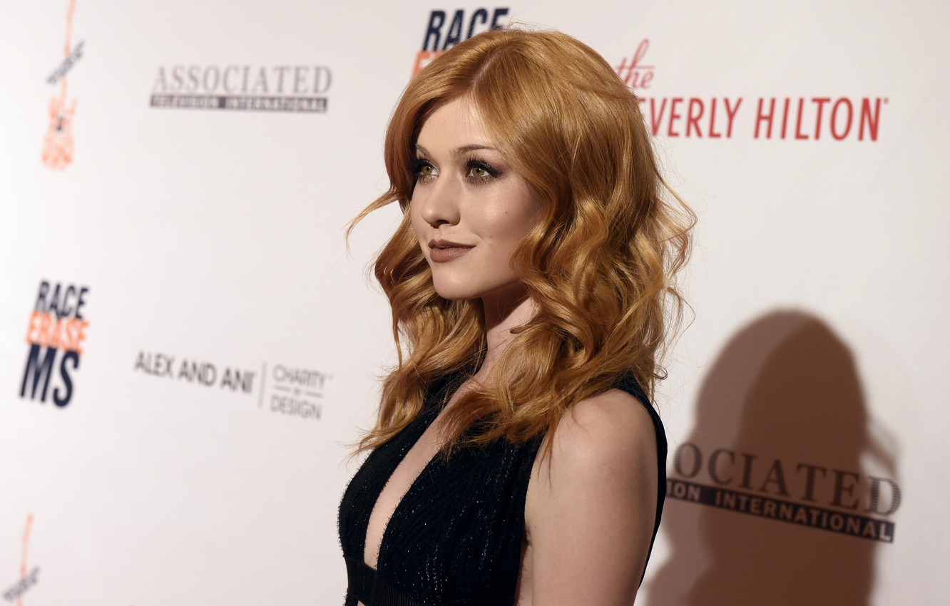 Katherine McNamara Wallpapers