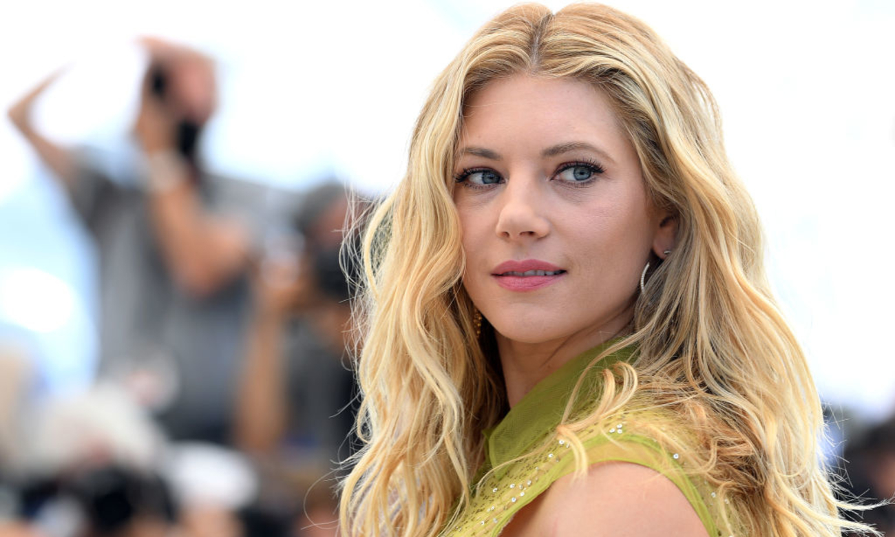 Katheryn Winnick Big Sky Wallpapers