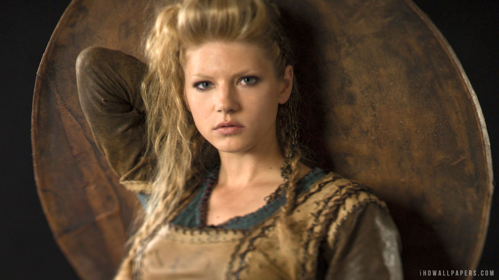 Katheryn Winnick In Vikings Wallpapers