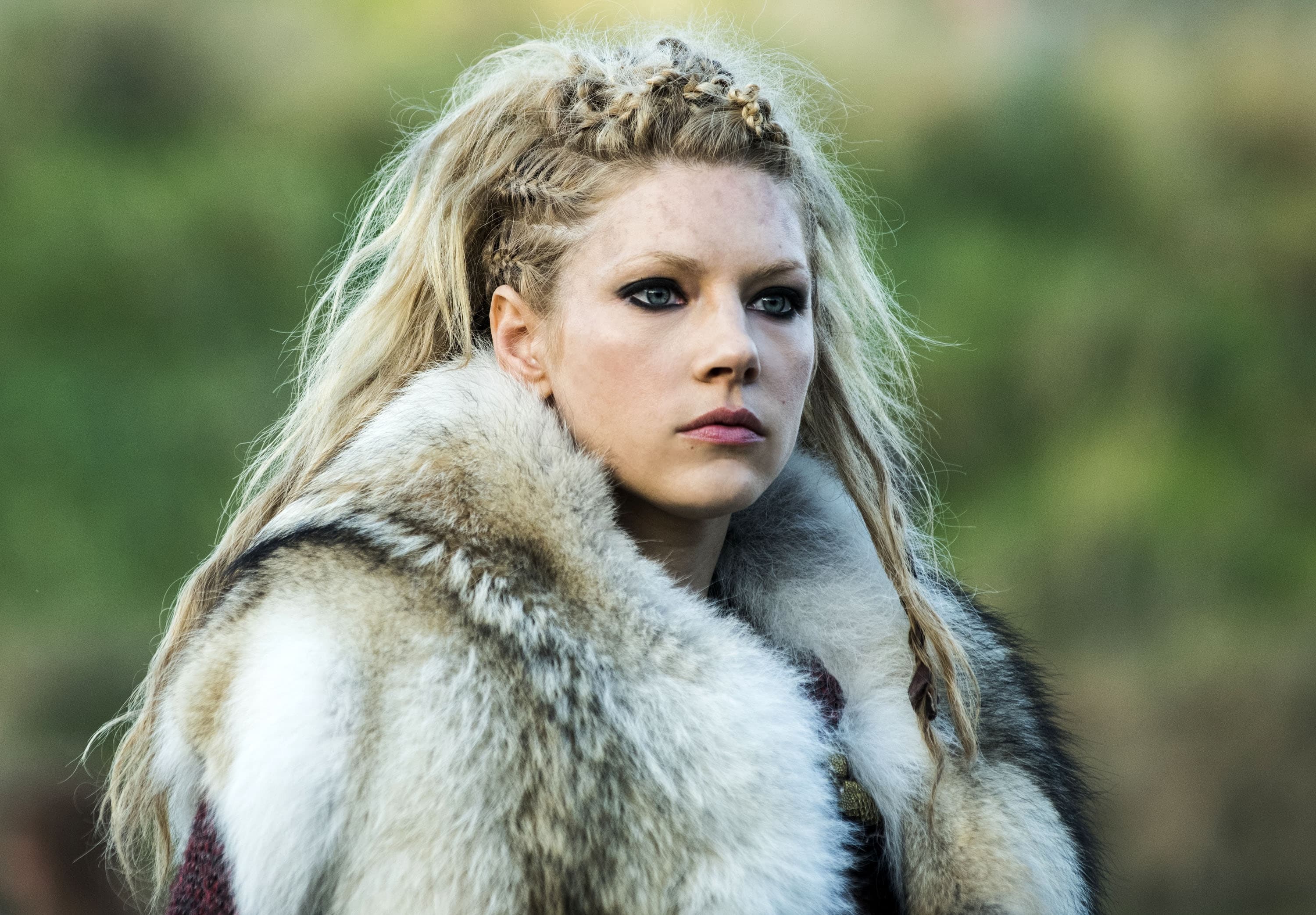 Katheryn Winnick In Vikings Wallpapers