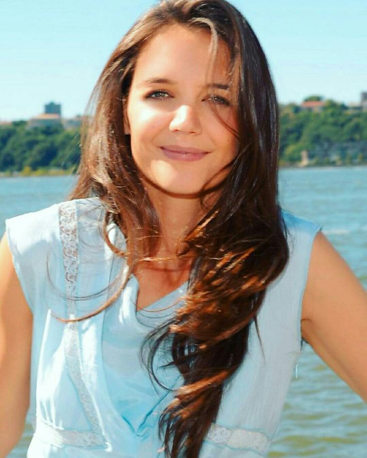 Katie Holmes Gorgeouss Wallpapers