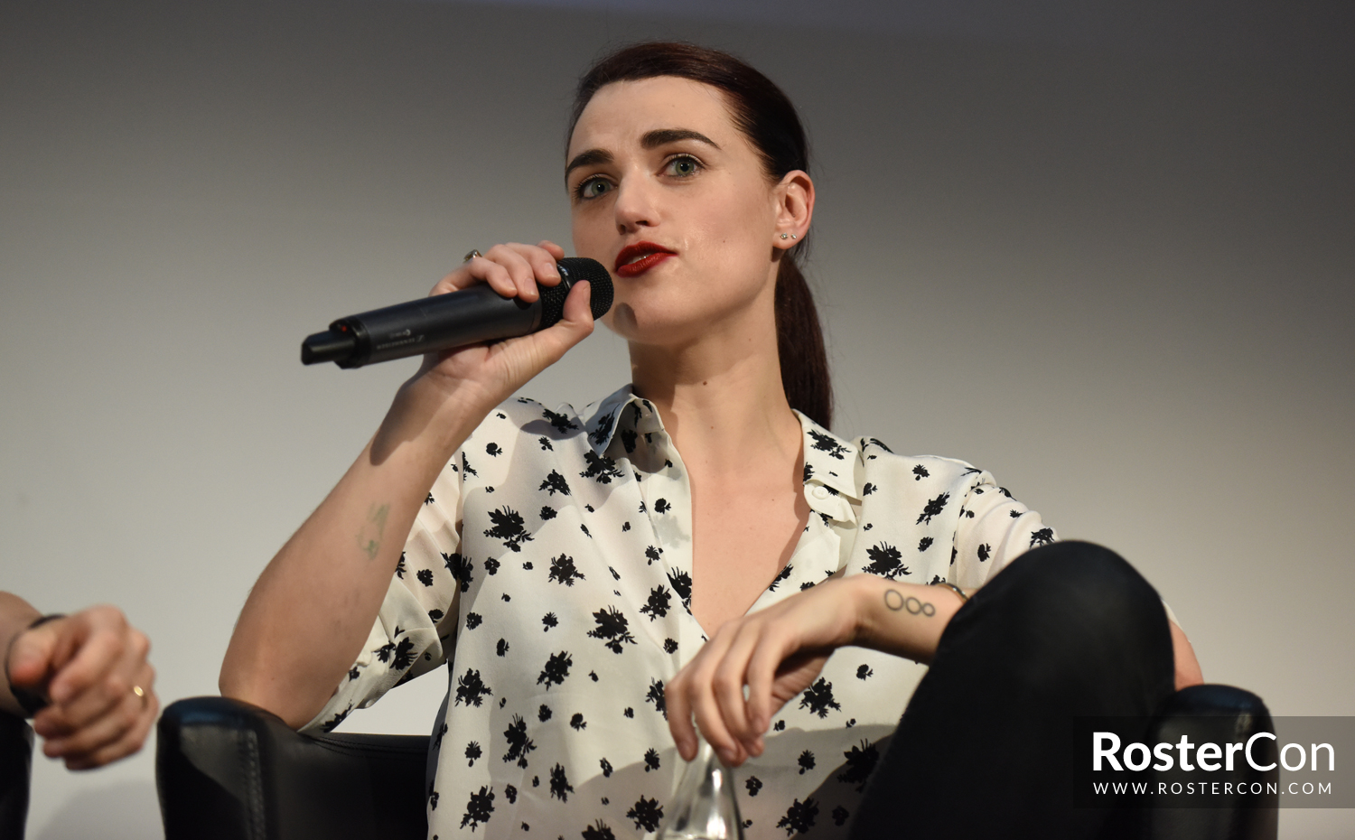 Katie McGrath Comic-Con Wallpapers