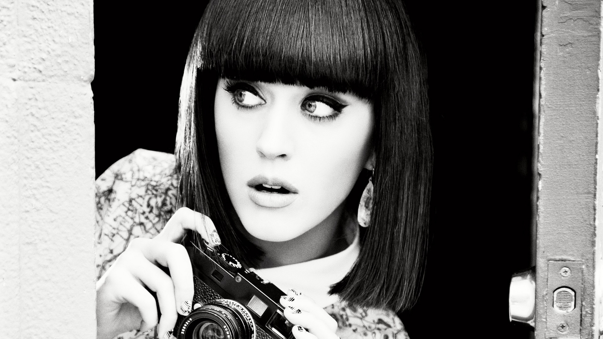 Katy Perry Face And Eyes Wallpapers