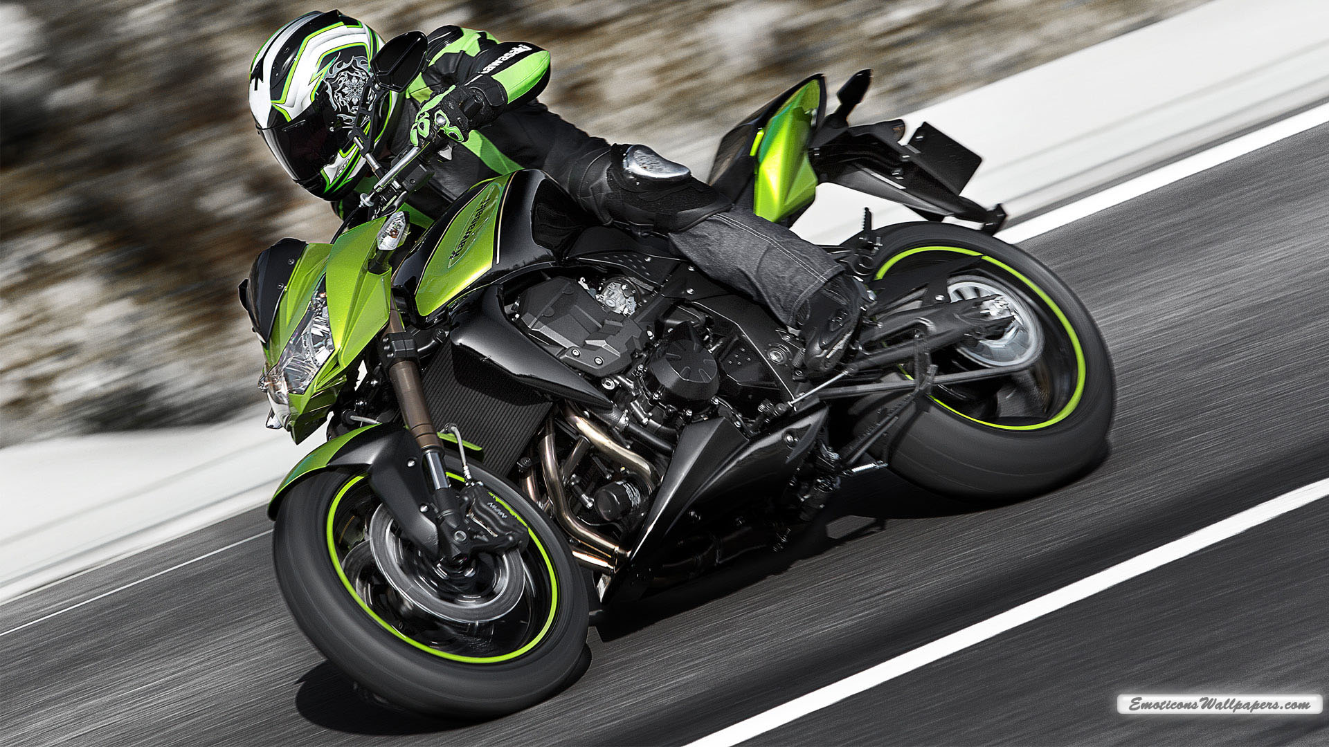 Kawasaki Z750 Wallpapers