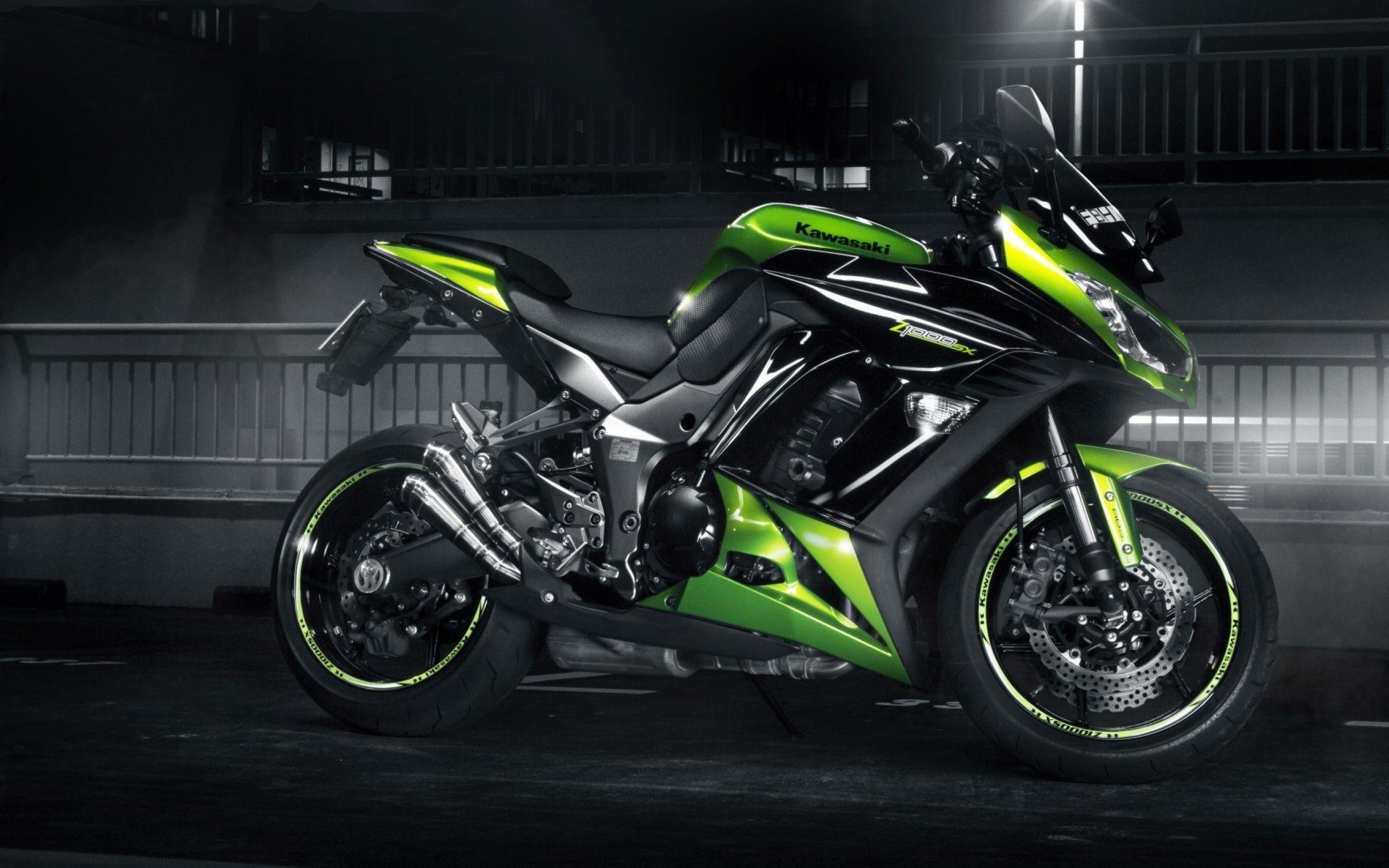 Kawasaki Z750 Wallpapers