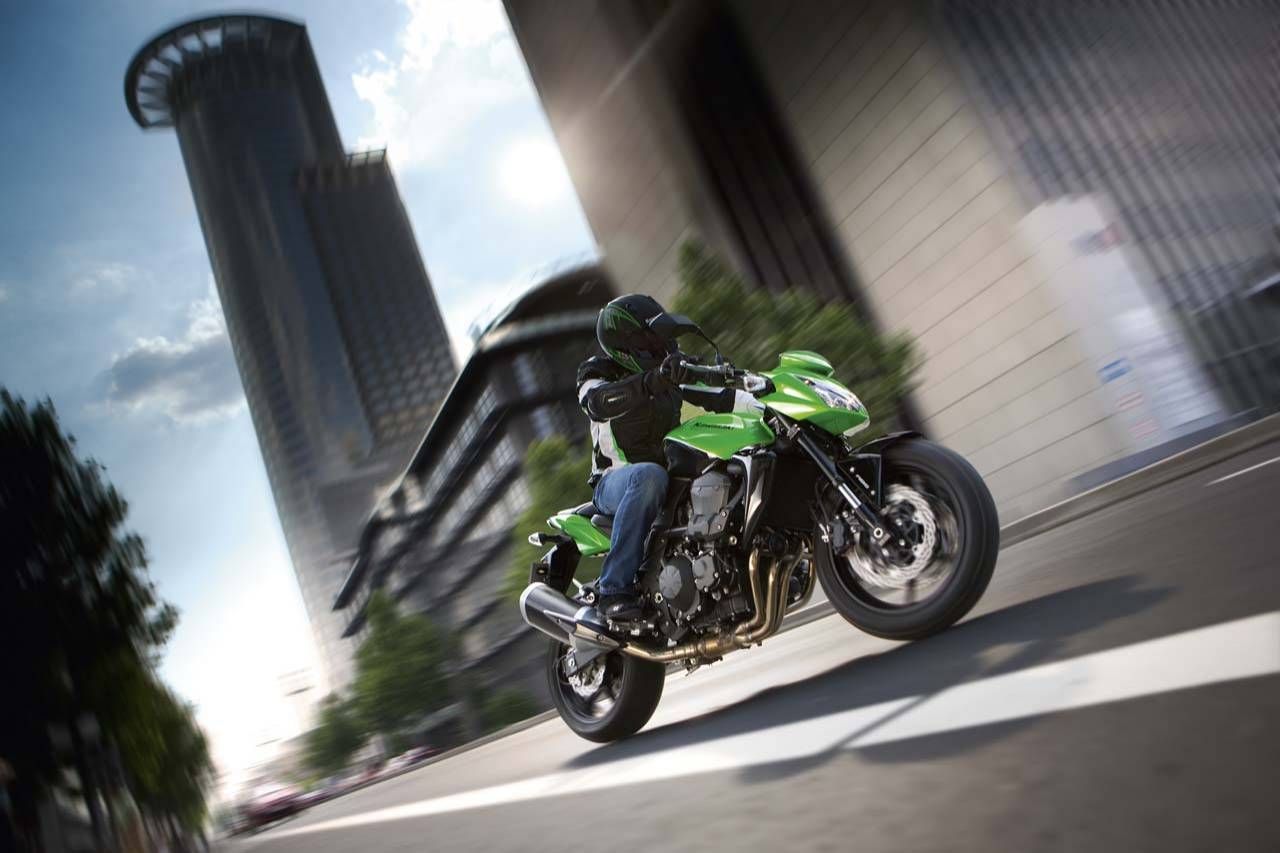 Kawasaki Z750 Wallpapers