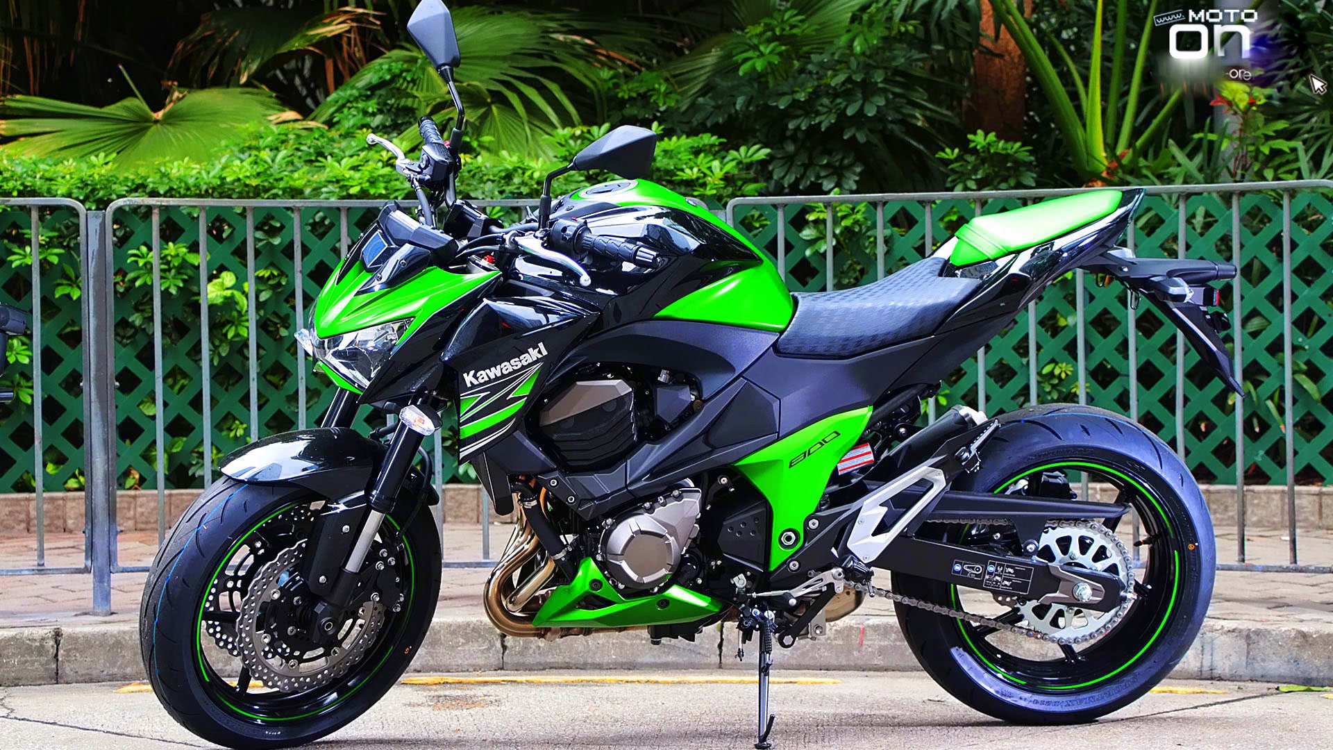 Kawasaki Z800 Wallpapers