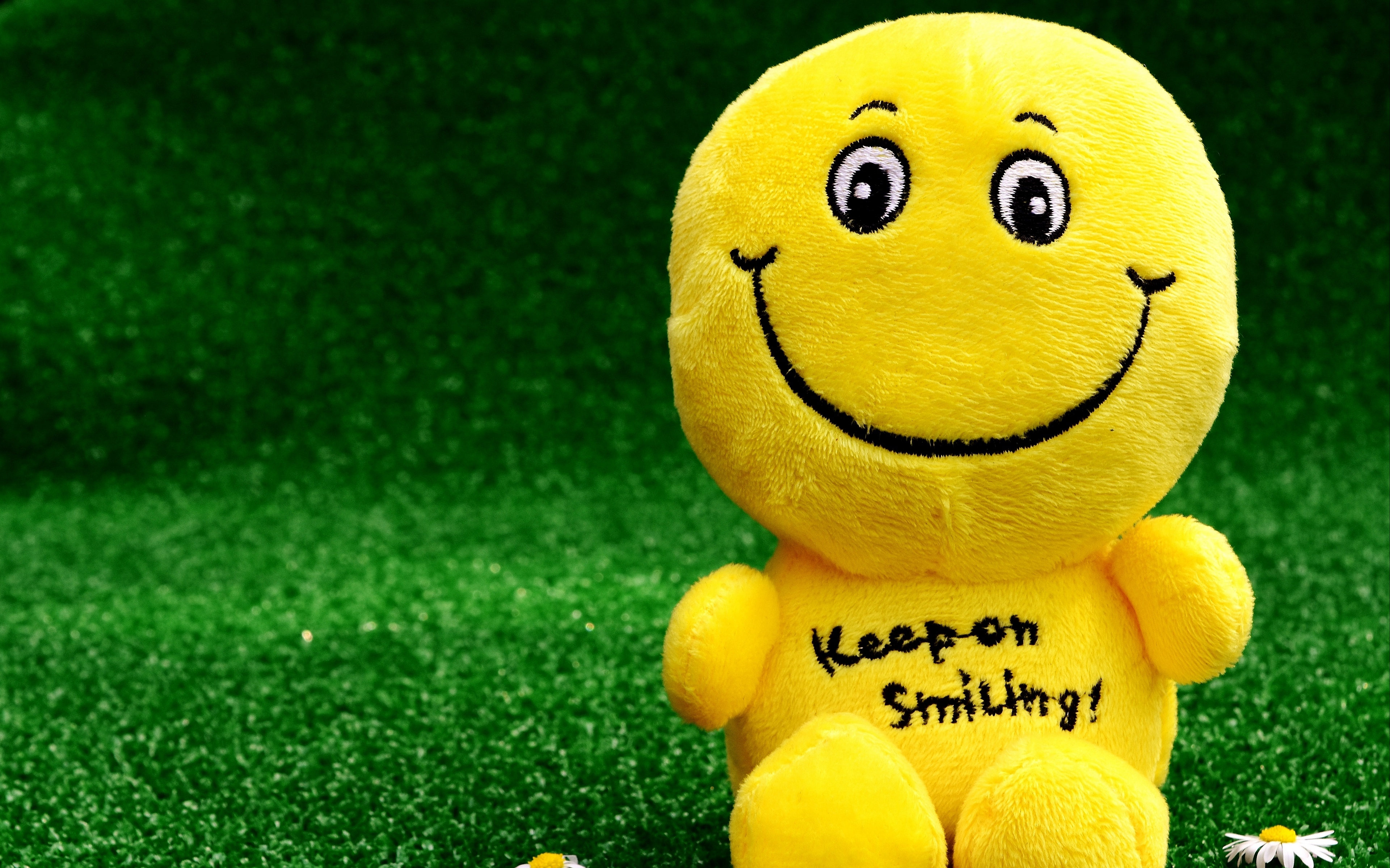 Keep Smiling Wallpapers