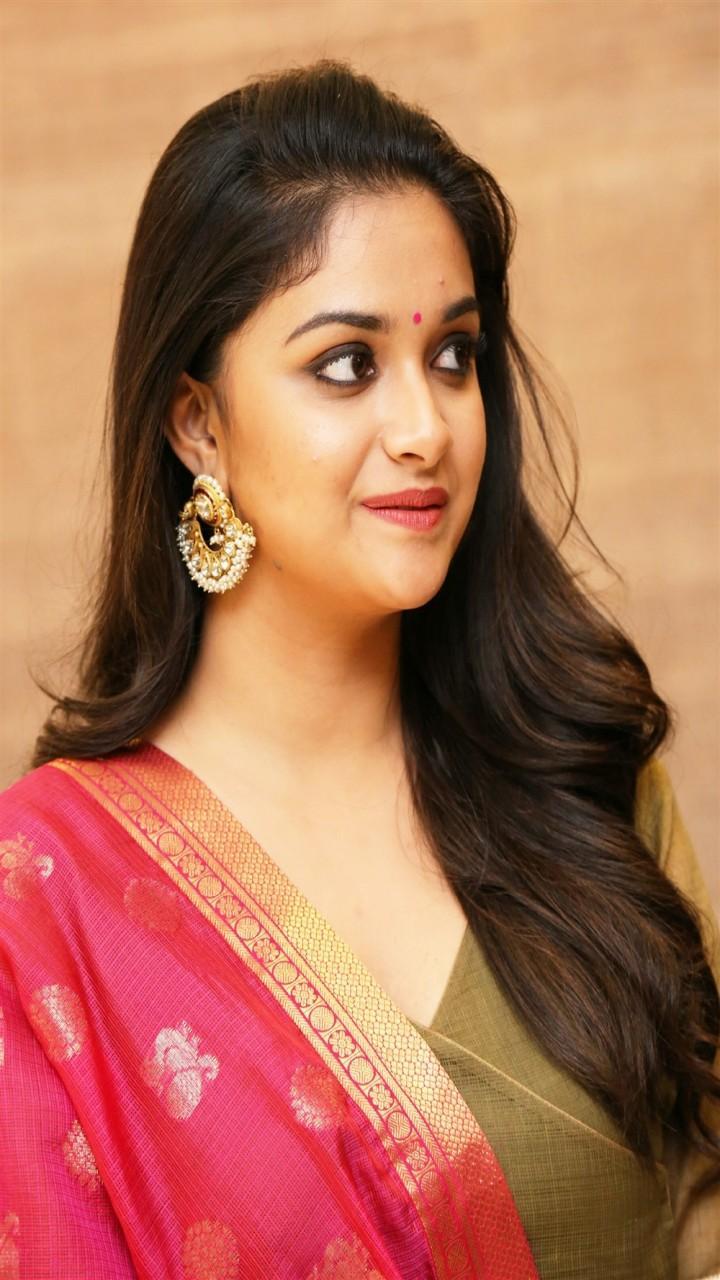 Keerthi Suresh Image Wallpapers