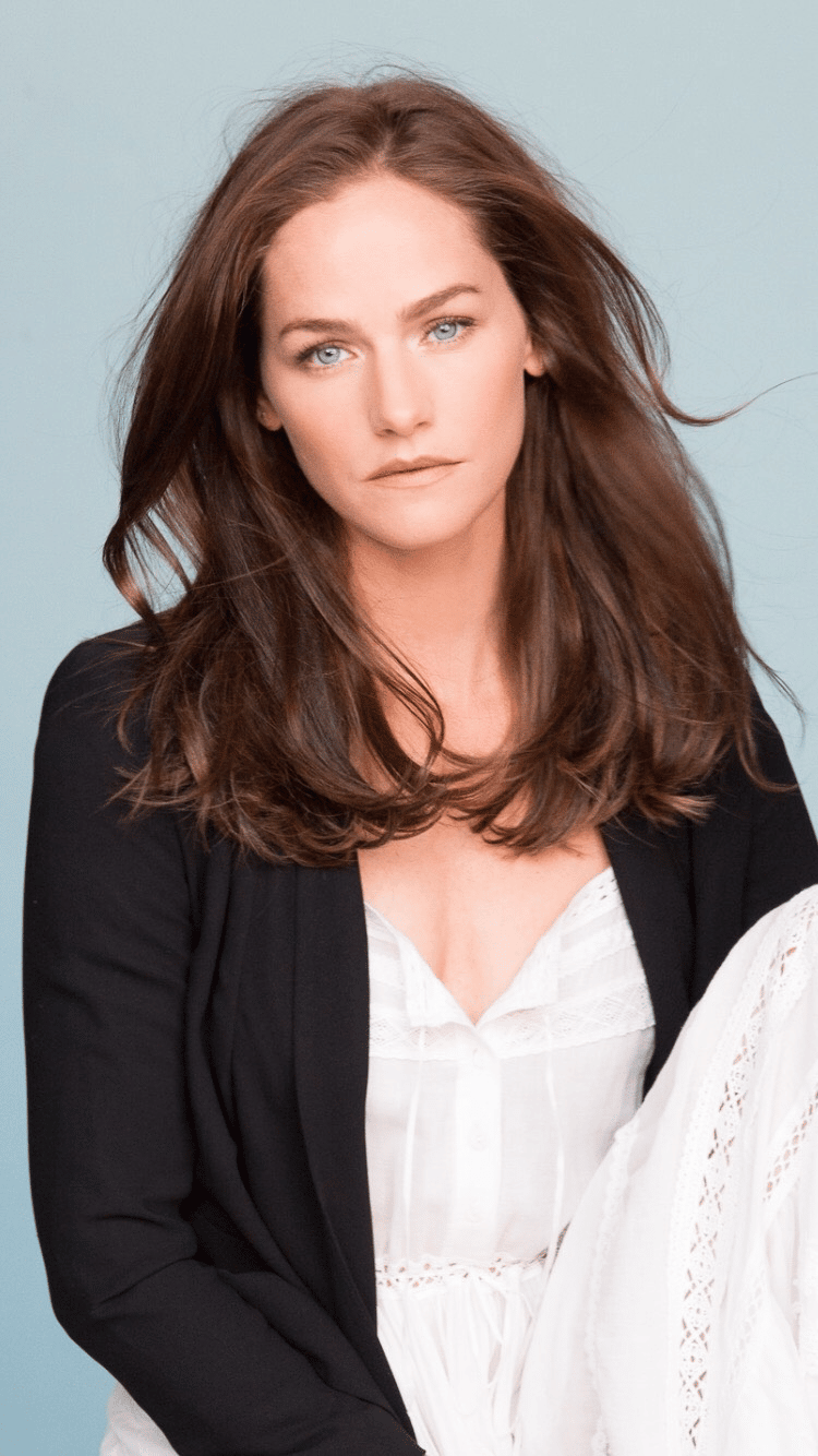 Kelly Overton Wallpapers