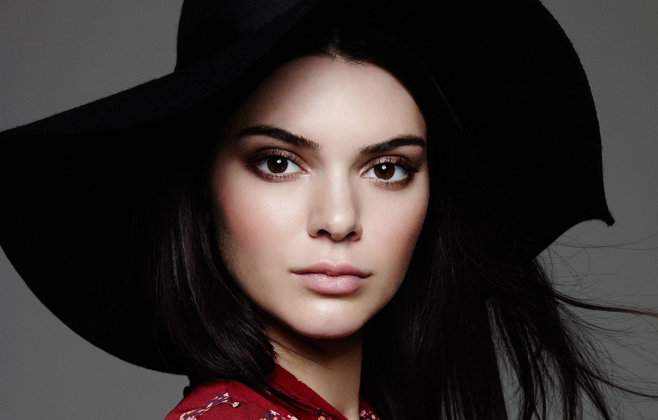 Kendall Jenner Fashion Model Portrait Wallpapers