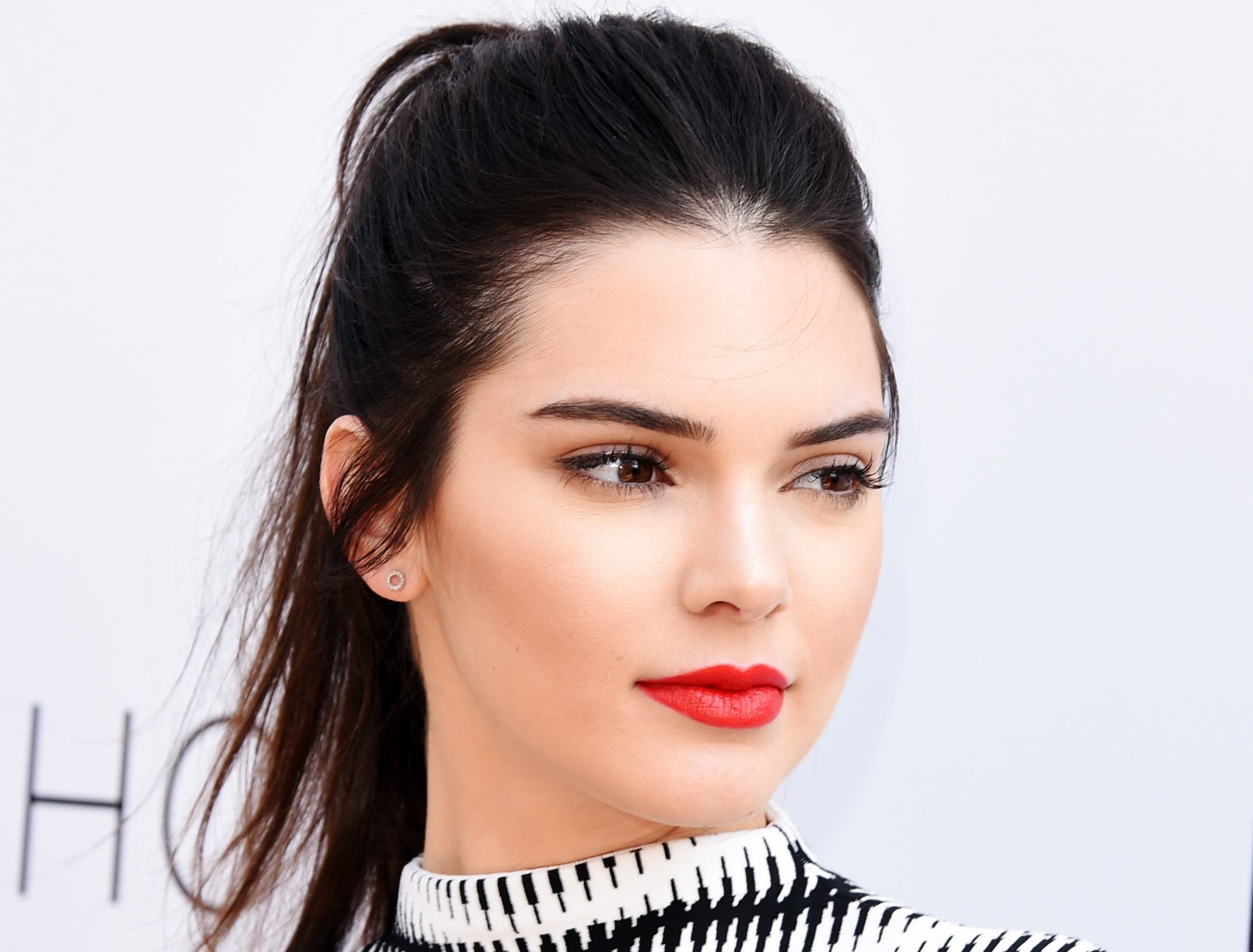 Kendall Jenner Latest Wallpapers