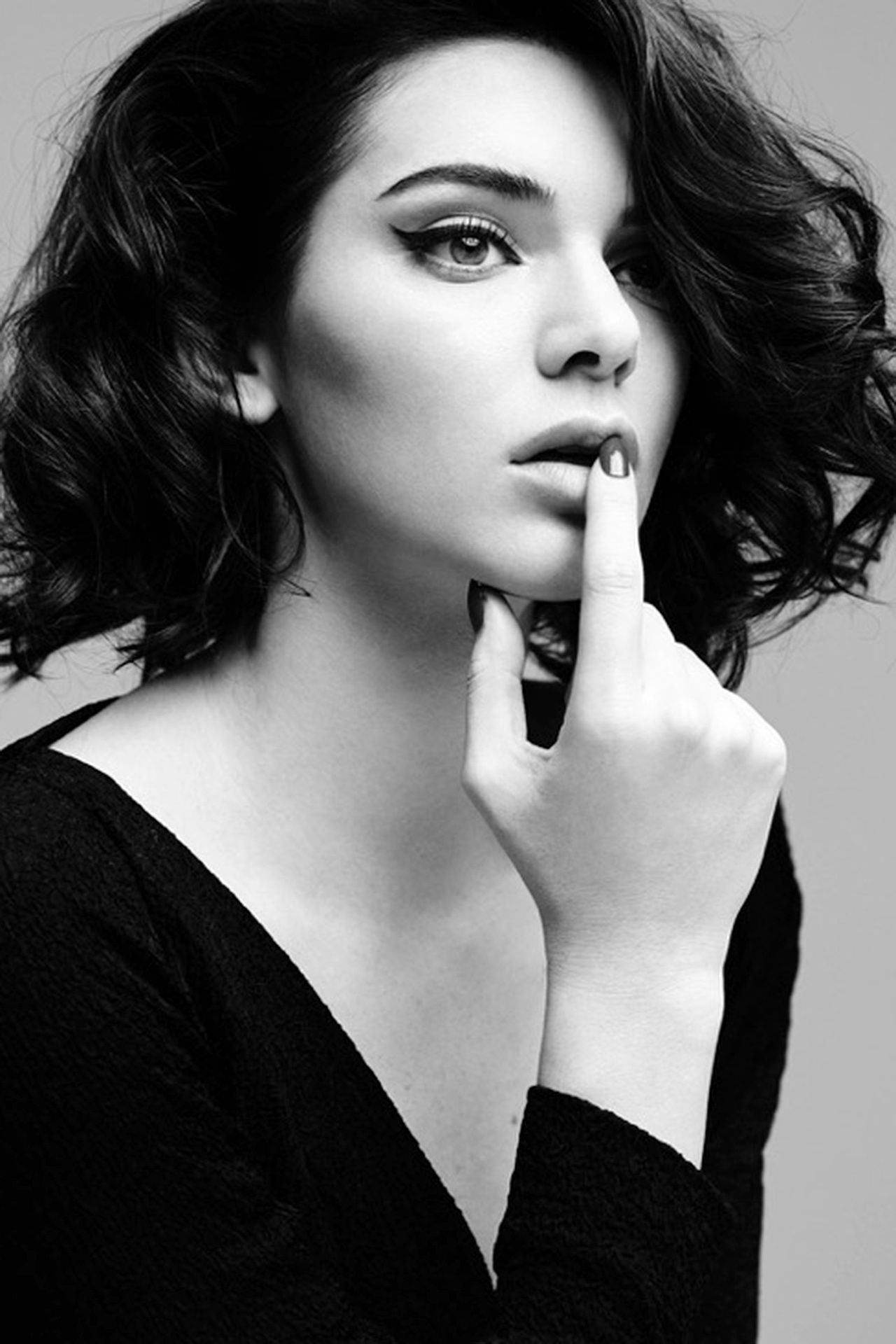 Kendall Jenner Marilyn Monroe Black and White Photoshoot Wallpapers