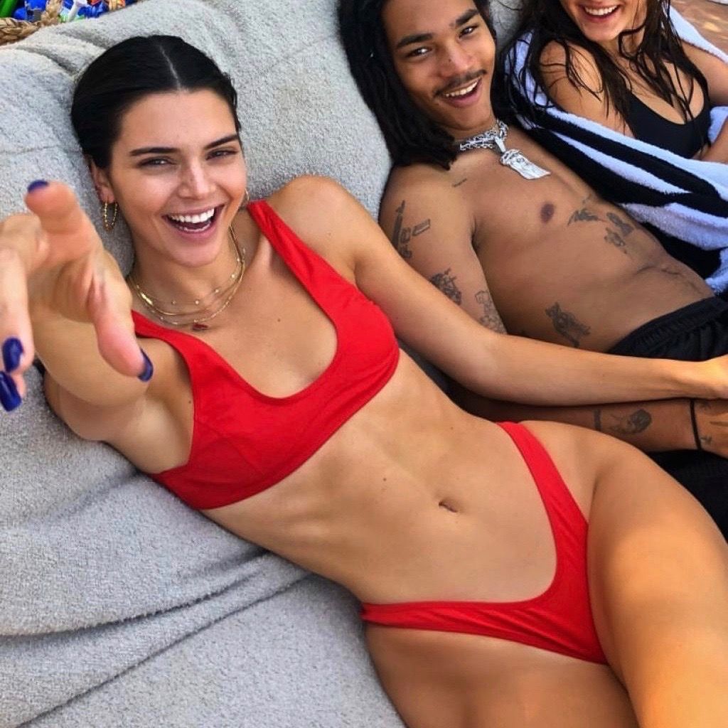 Kendall Jenner SwimSuit Wallpapers