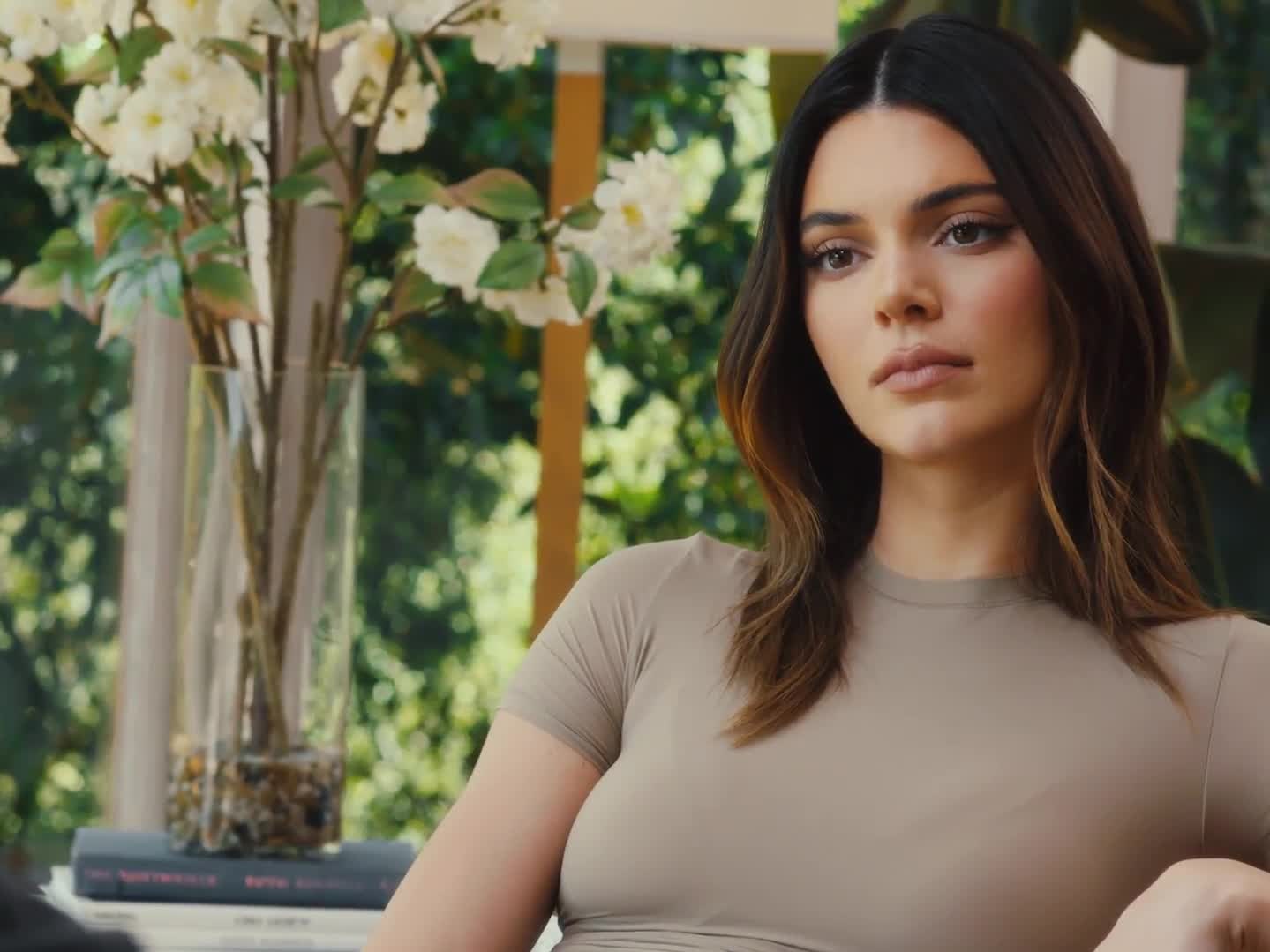 Kendall Jenner Vogue Magazine Wallpapers