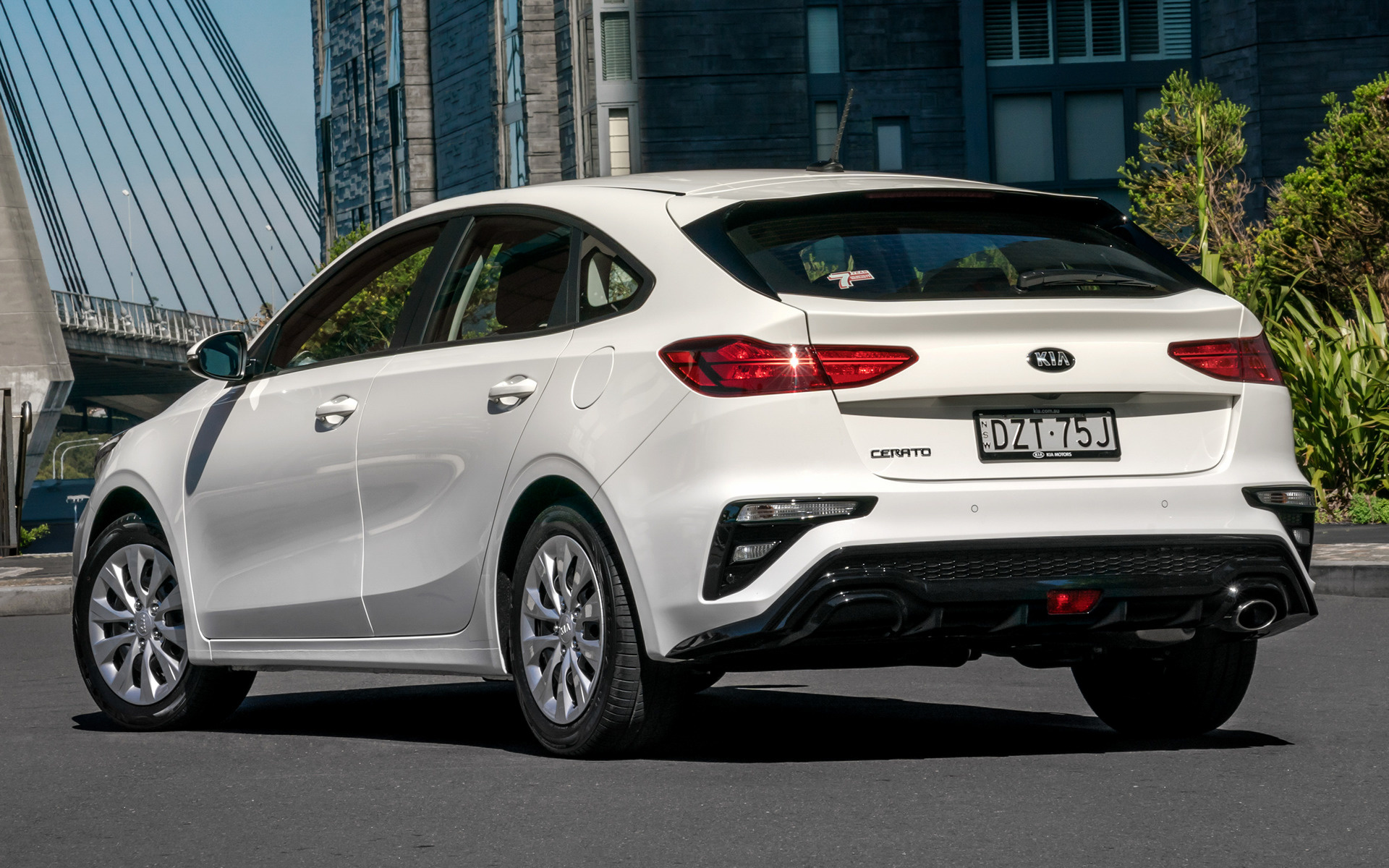 Kia Cerato Wallpapers