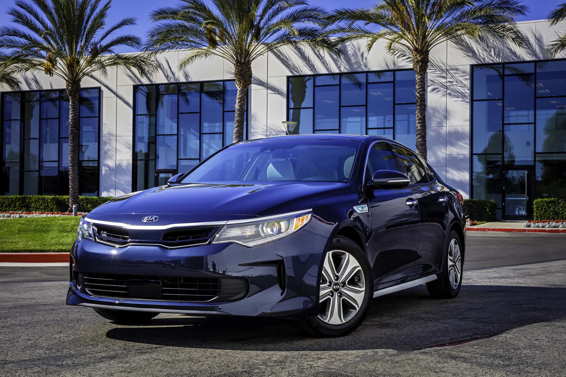 Kia Optima Wallpapers