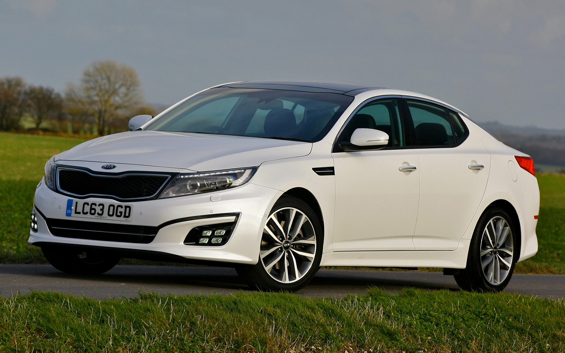 Kia Optima Wallpapers