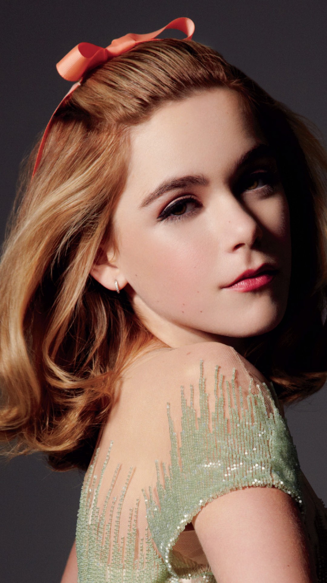 Kiernan Shipka Wallpapers