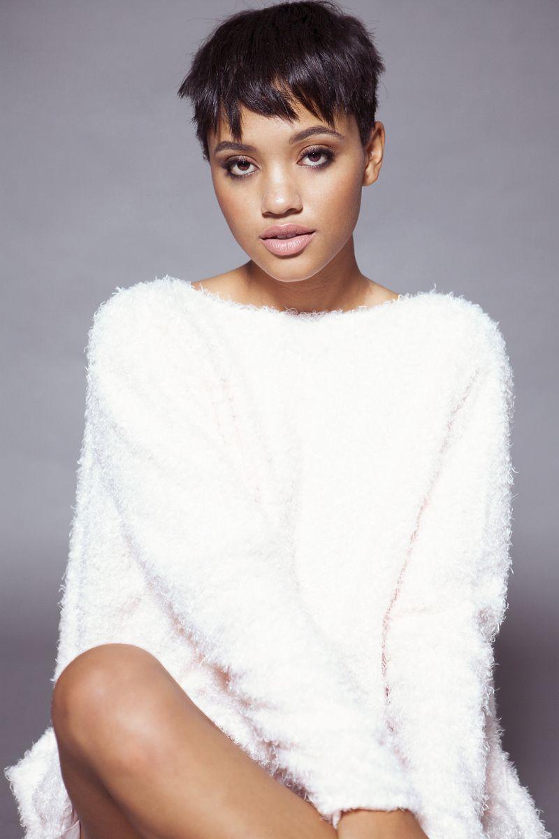 Kiersey Clemons Wallpapers