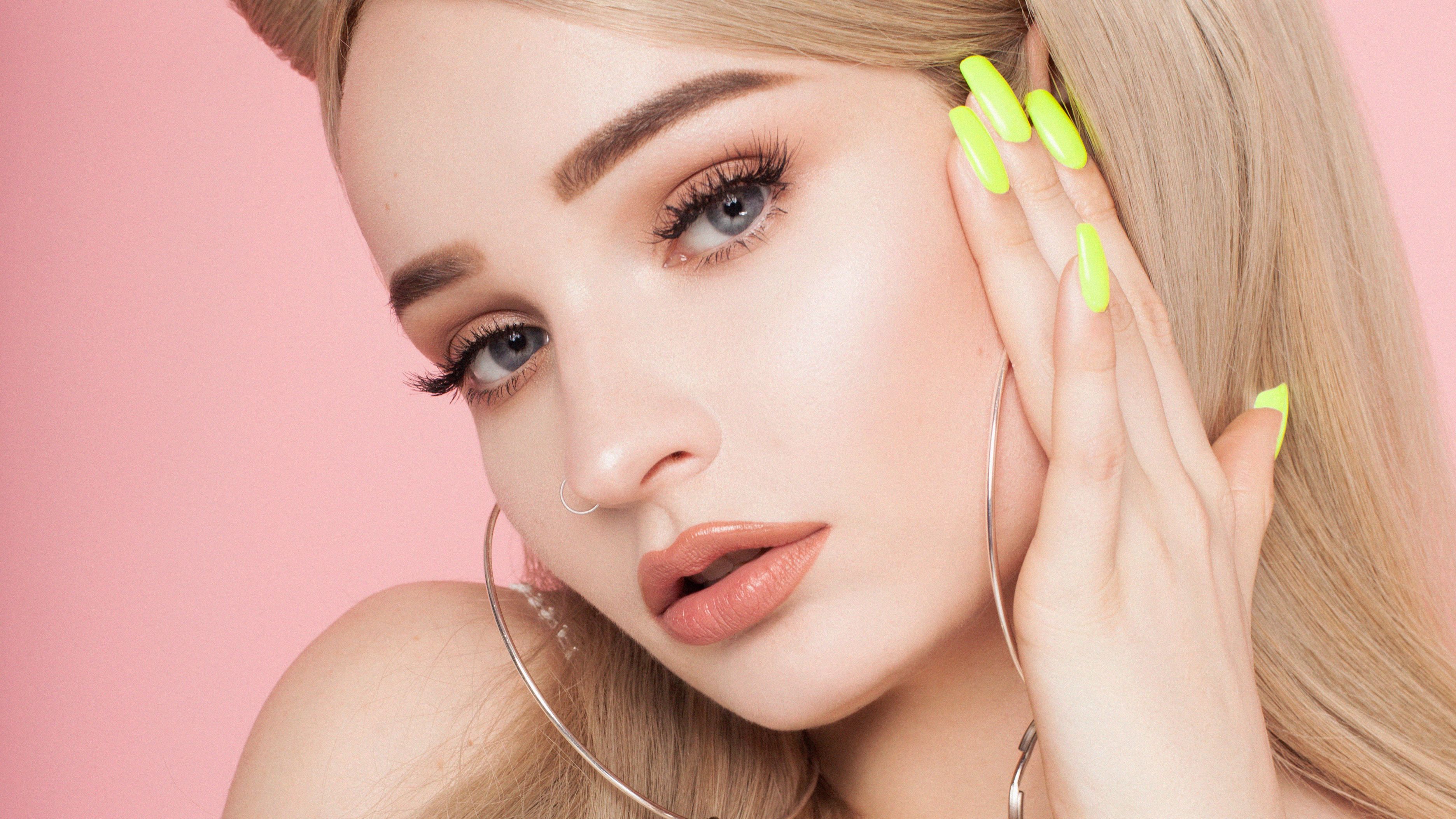 Kim Petras 2020 Wallpapers