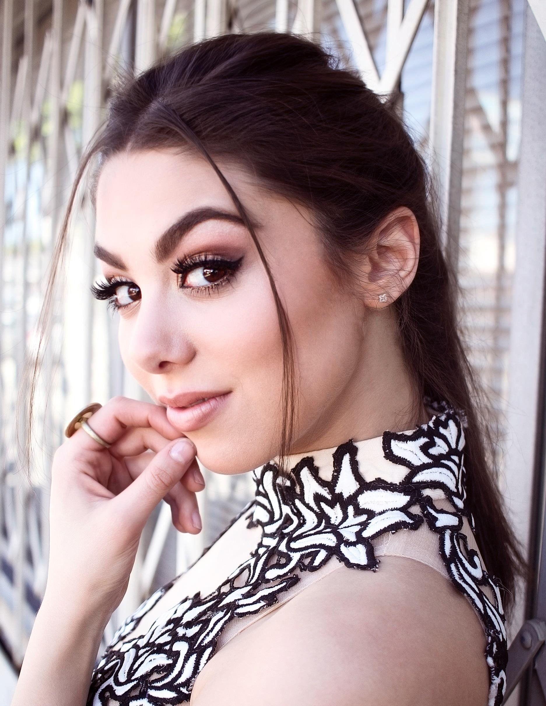 Kira Kosarin 2019 Wallpapers