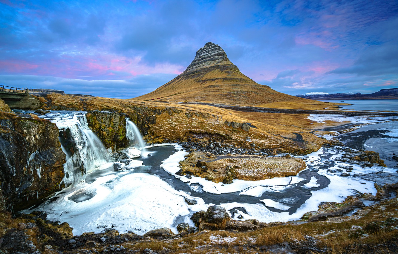 Kirkjufell Wallpapers