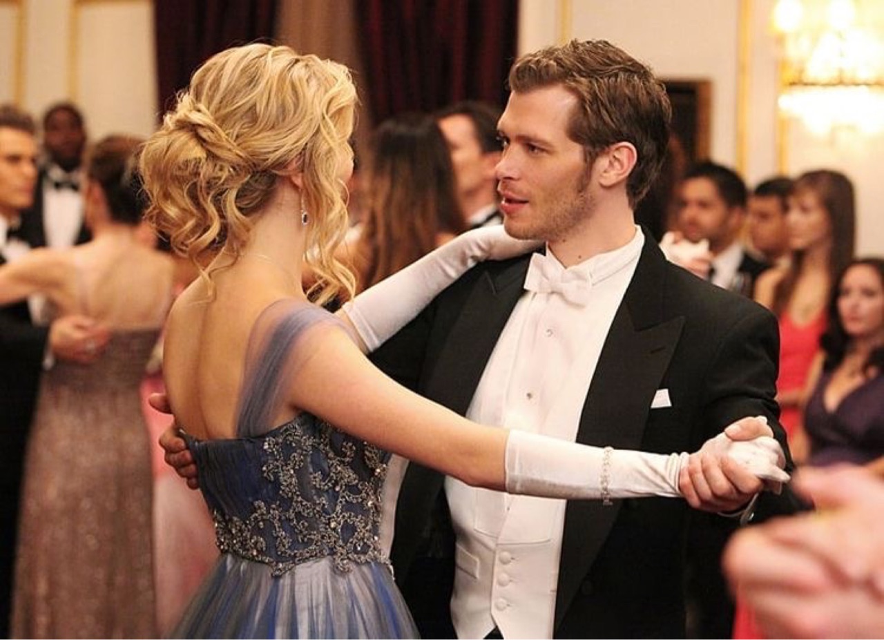 Klaroline Wallpapers