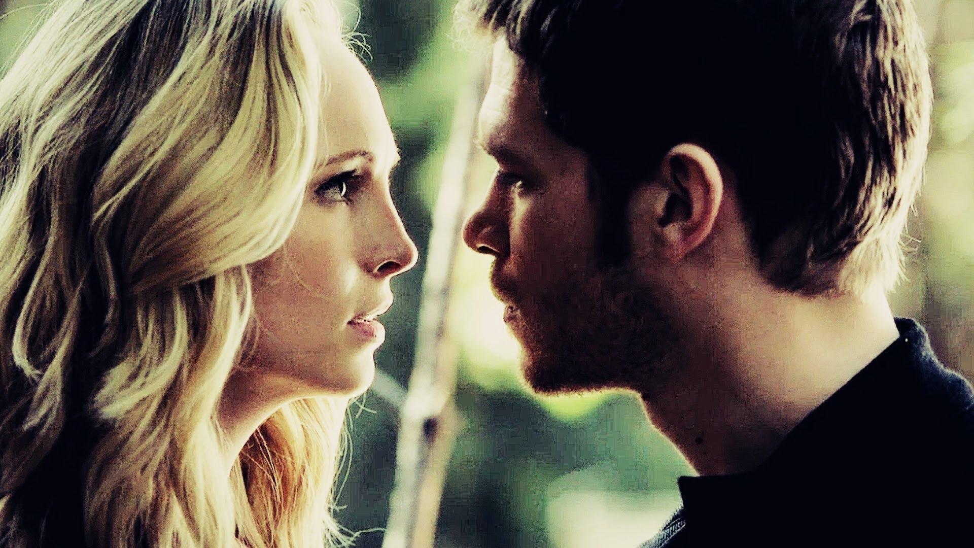 Klaroline Wallpapers