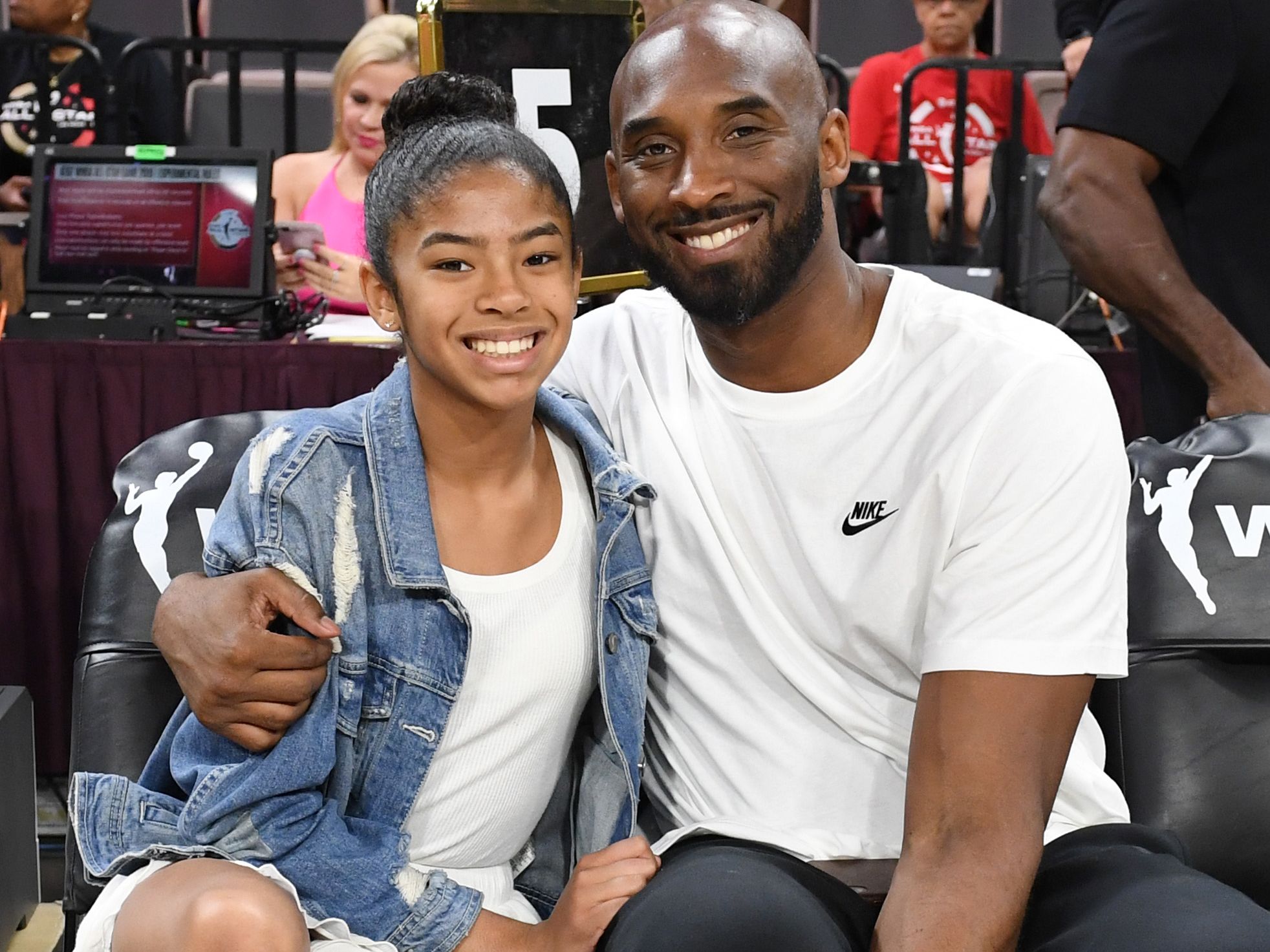 Kobe Bryant And His Daughter Wallpapers