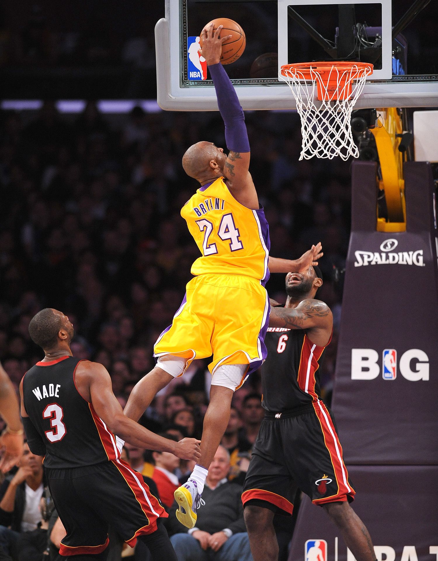 Kobe Dunk Wallpapers