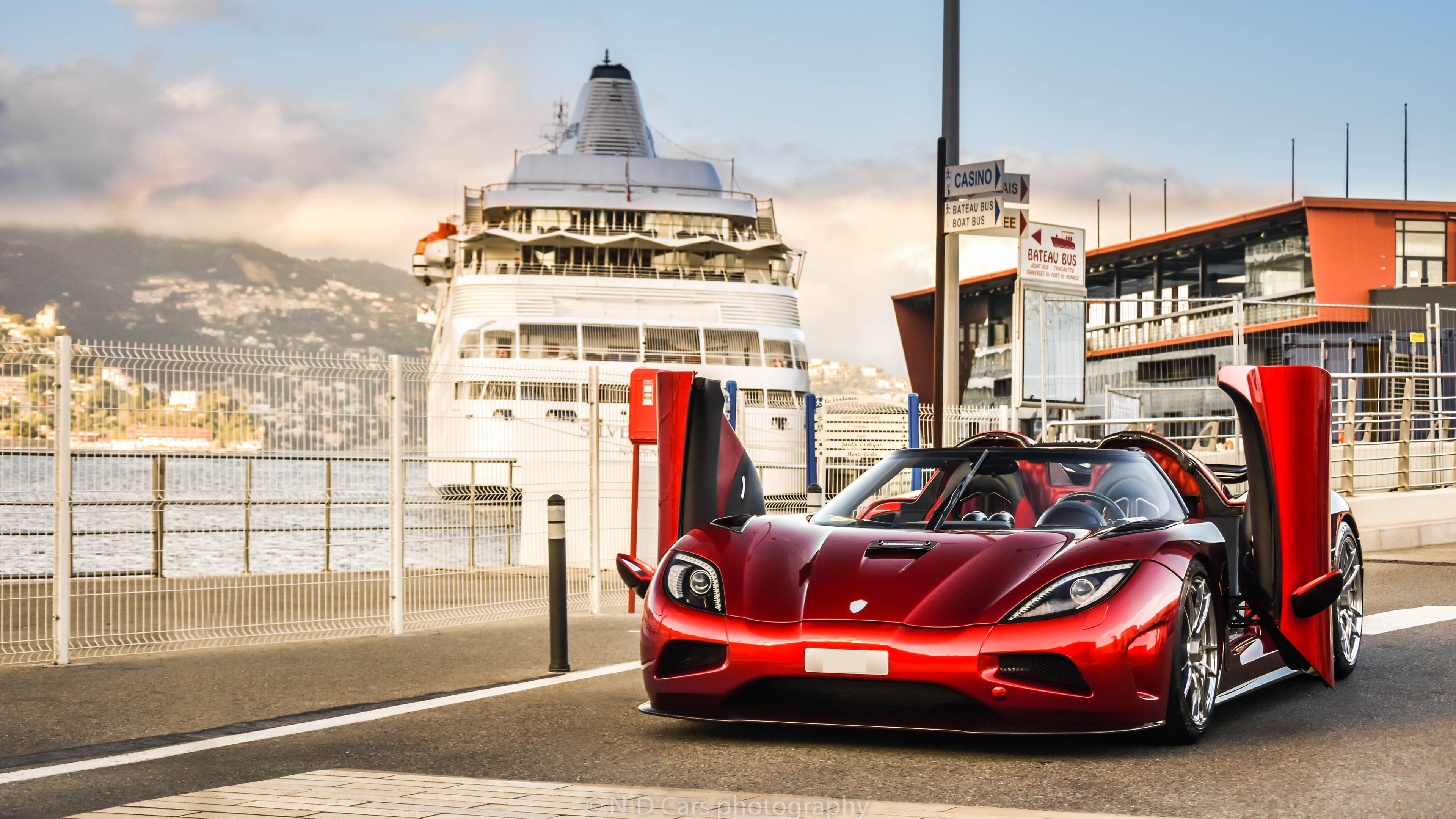 Koenigsegg Agera R Red And Black Wallpapers