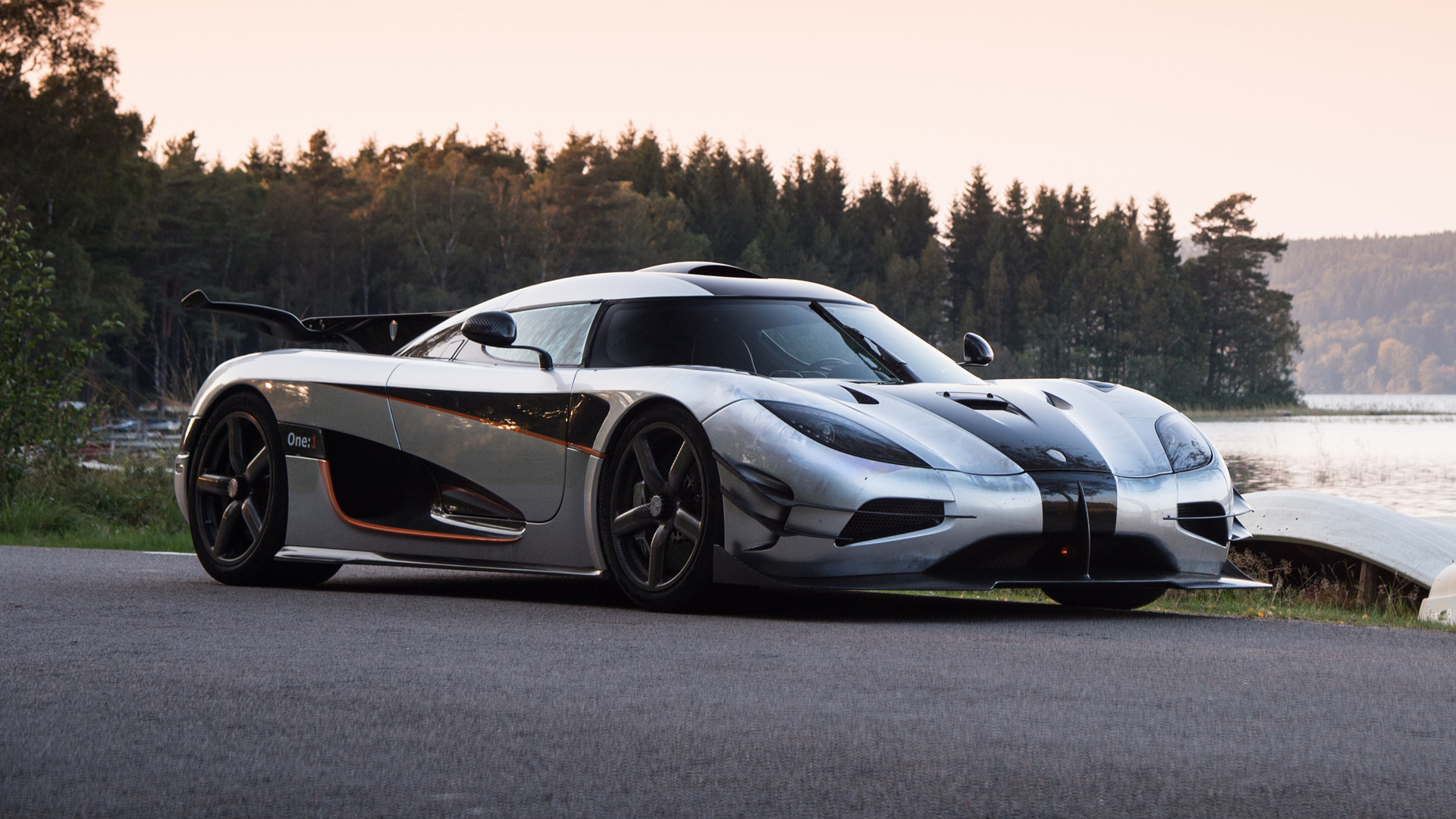 Koenigsegg One:1 Wallpapers