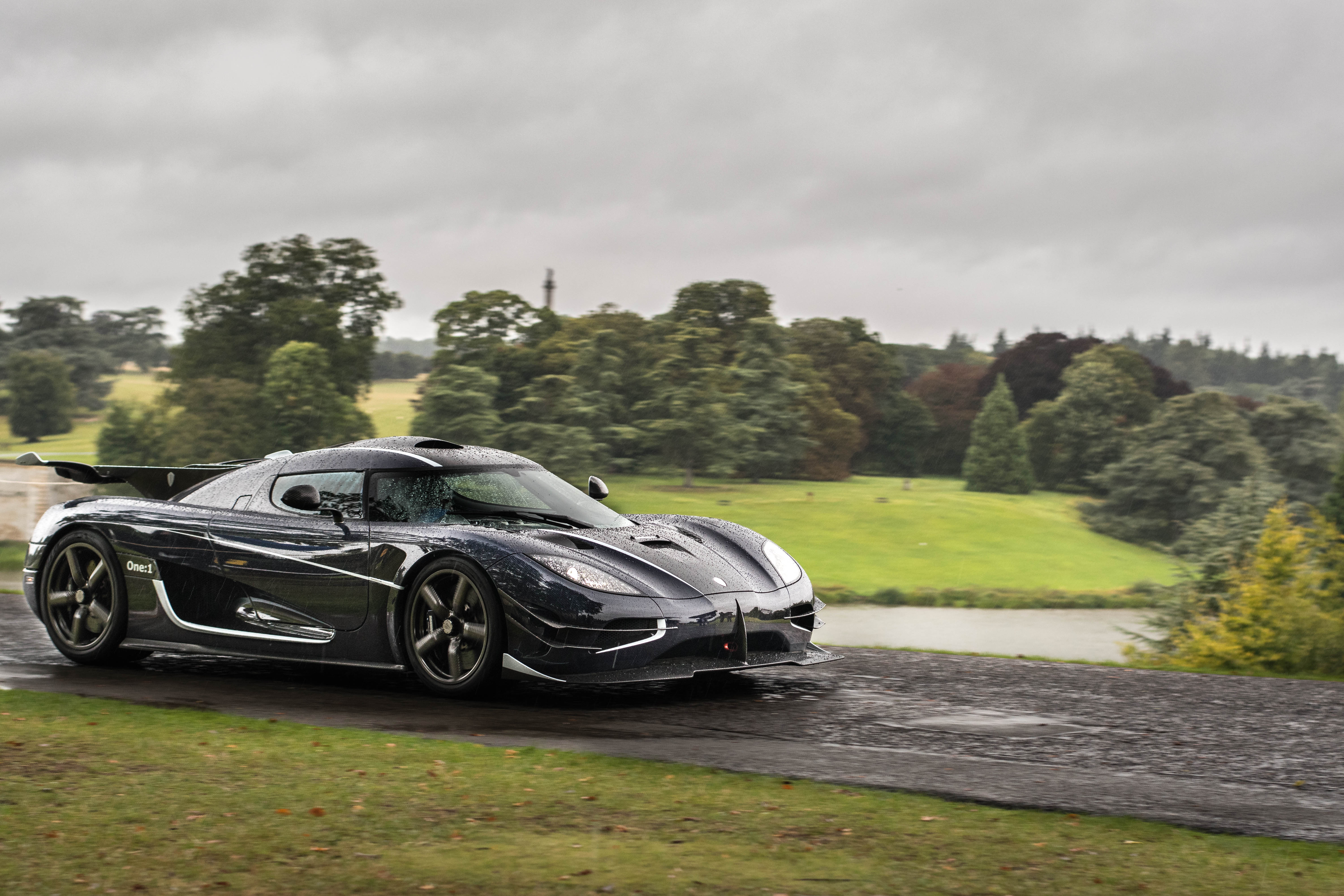 Koenigsegg One:1 Wallpapers