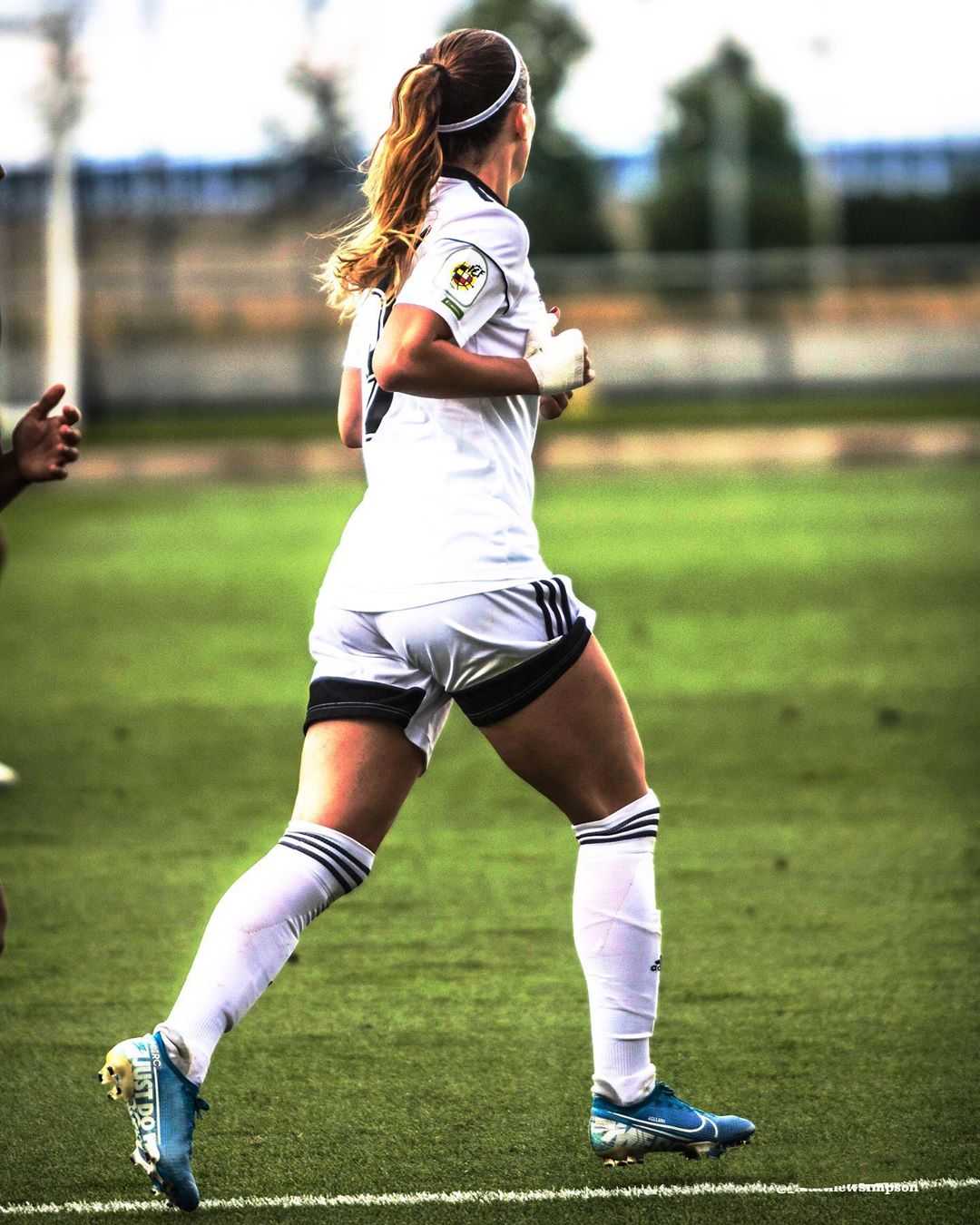 Kosovare Asllani Wallpapers