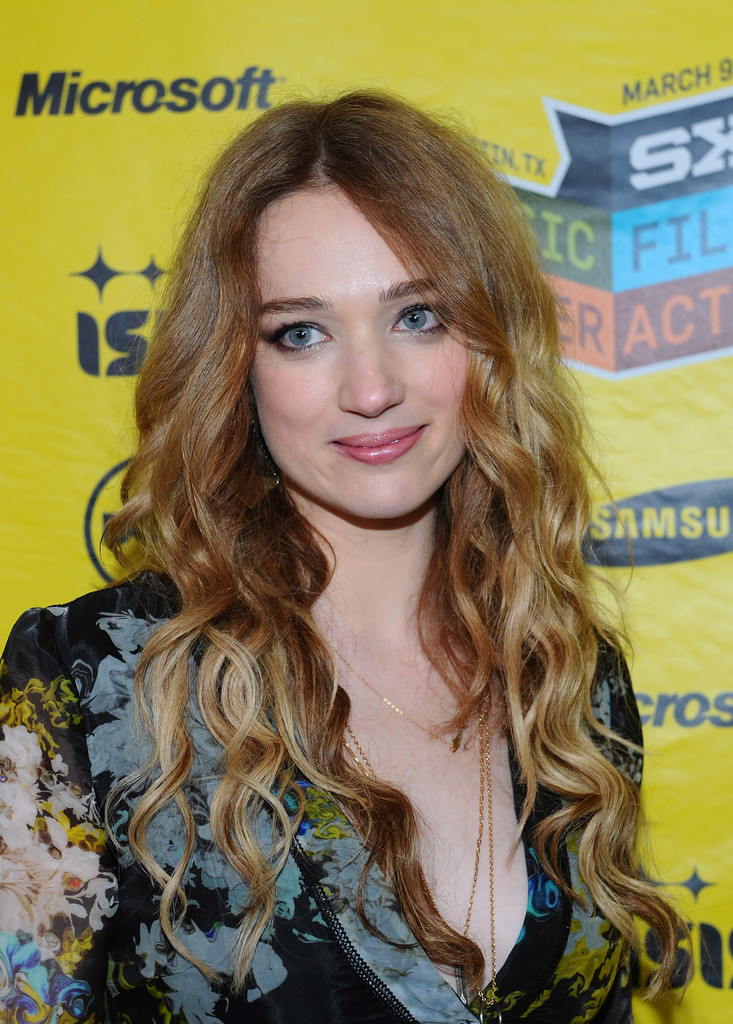 Kristen Connolly Wallpapers