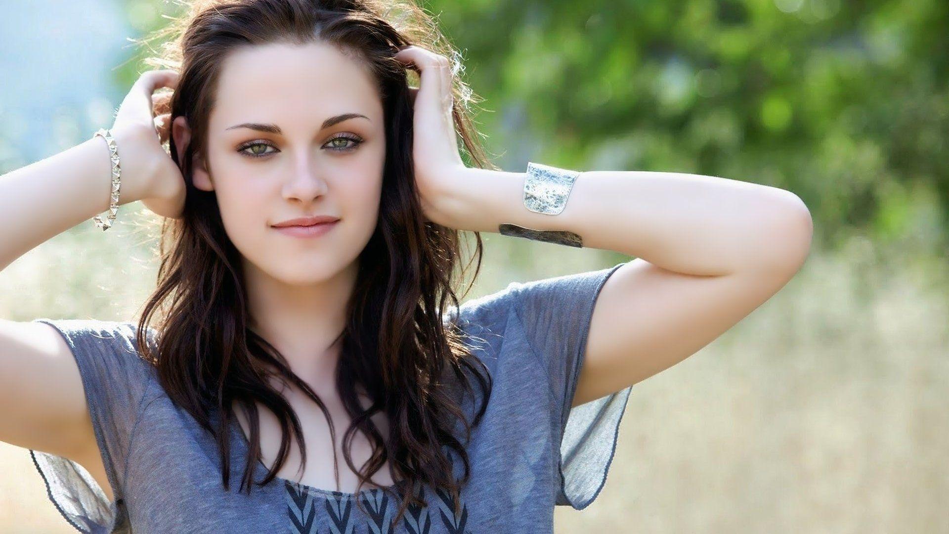 Kristen Stewart 2021 HD Photoshoot Wallpapers